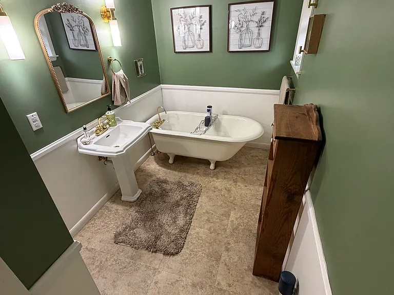 746 Plainview Dr — Photo 9