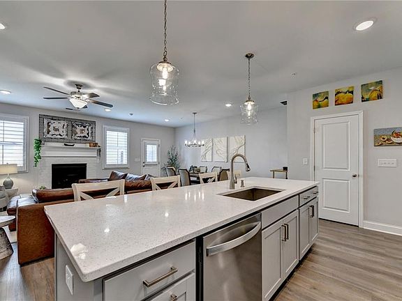 5th image of 1759 Evenstad Way