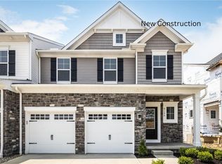 9190 Ledge View Ter, Broadview Heights, OH 44147