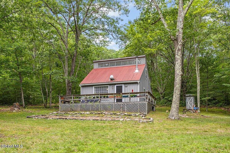 2nd image of 225 Bromley Lane