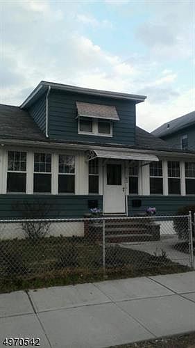 1st image of 62 Wallace St