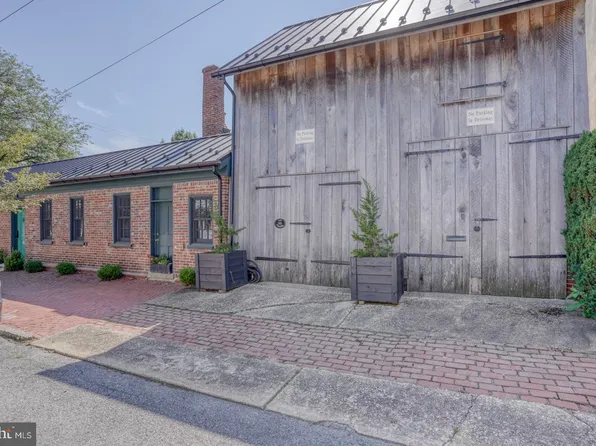 53 E 4th St, New Castle, DE 19720