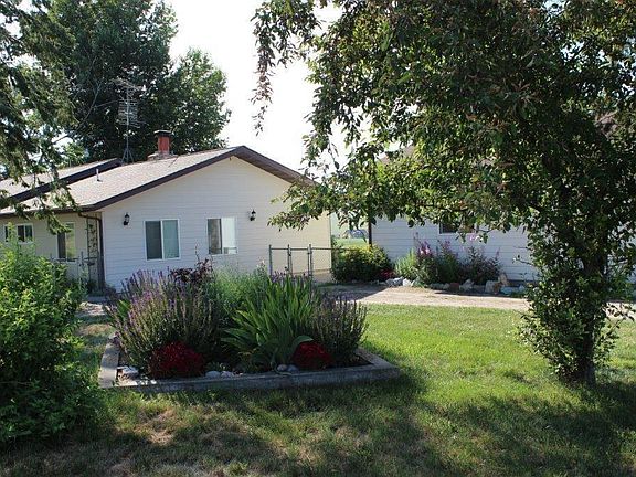 3rd image of 39310 Lakeview Dr