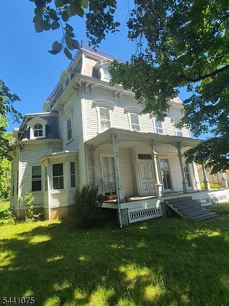 1st image of 804 Old York Rd