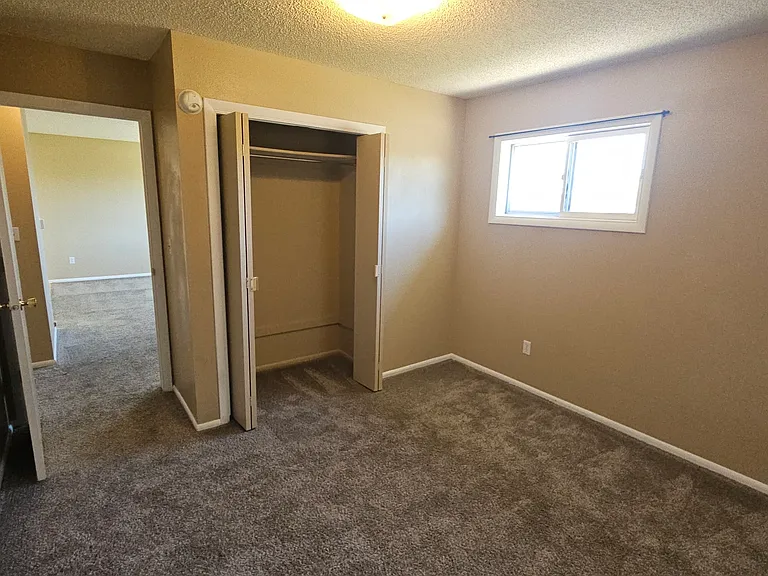 128 Rhea Ln — Photo 15