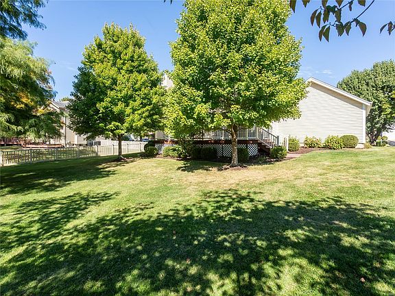 4th image of 2576 Cripple Creek Dr
