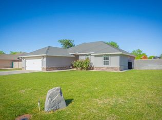 906 Mullis St, Roswell, NM 88201