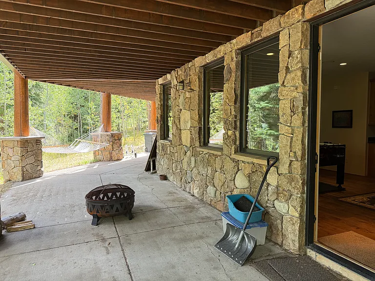 520 Two Cabins Dr — Photo 17