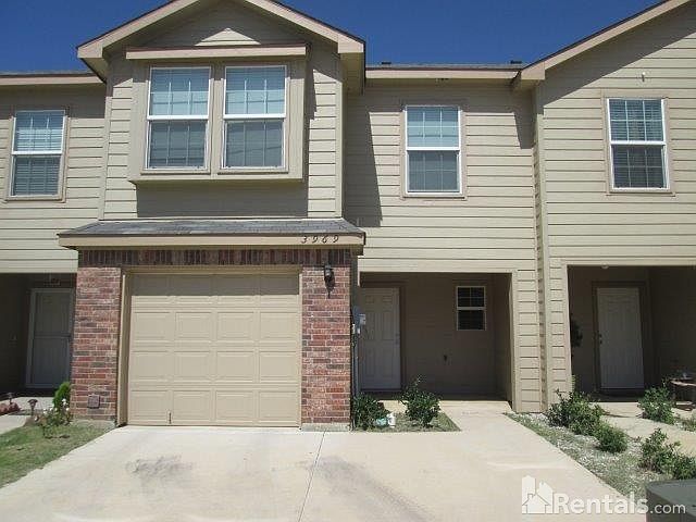 1st image of 3969 Vista Mar Dr