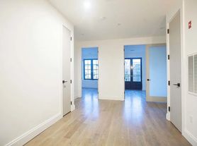 88 Hart St, Brooklyn, NY