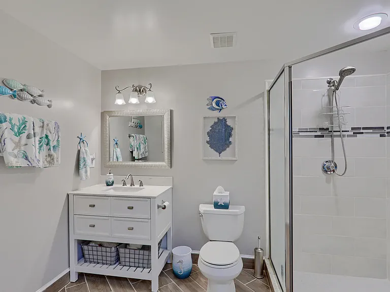 400 Uno Lago Dr #204 — Photo 32