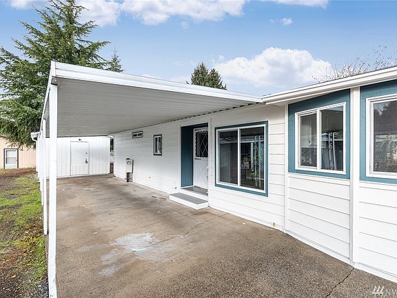 2nd image of 5215 Chelan Ln SE