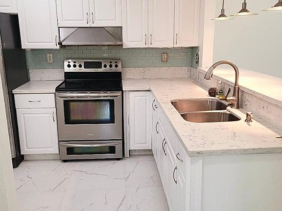 5th image of 7480 NW 17th St APT 210