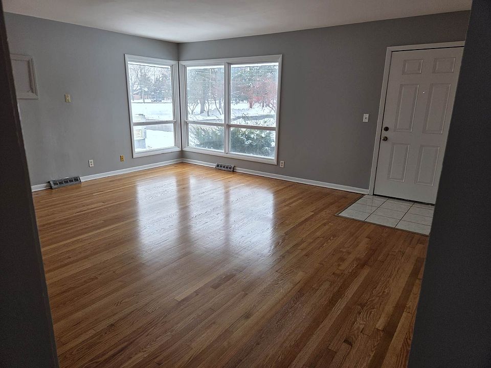 1st image of 205 N Edgelawn Dr APT C