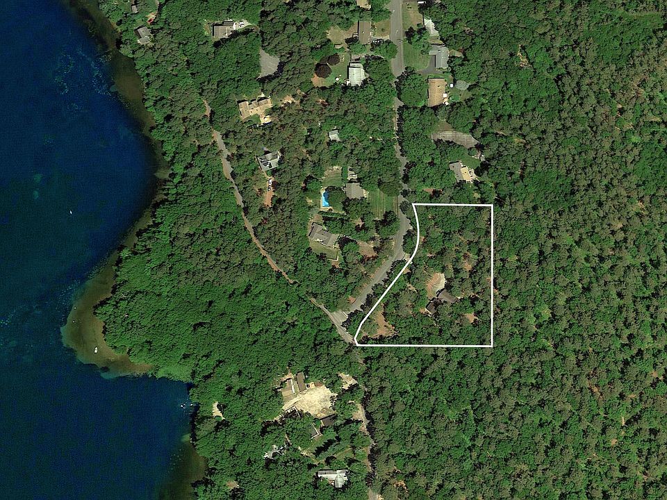 1st image of 102 Topping Dr