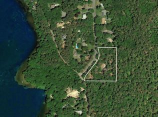 102 Topping Dr, Riverhead, NY 11901