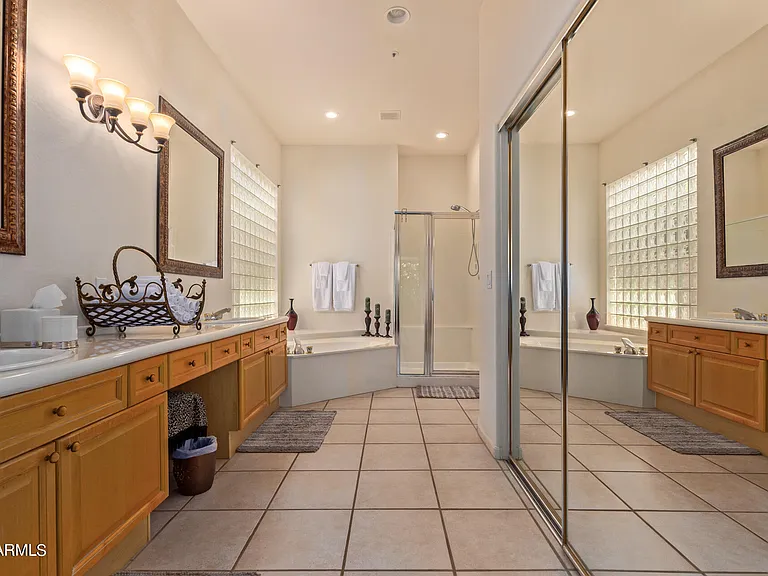 7979 E Princess Dr #15 — Photo 23