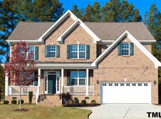 5017 Makefield Ct, Cary, NC 27519