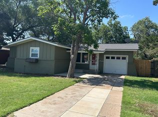 4305 39th St, Lubbock, TX 79413