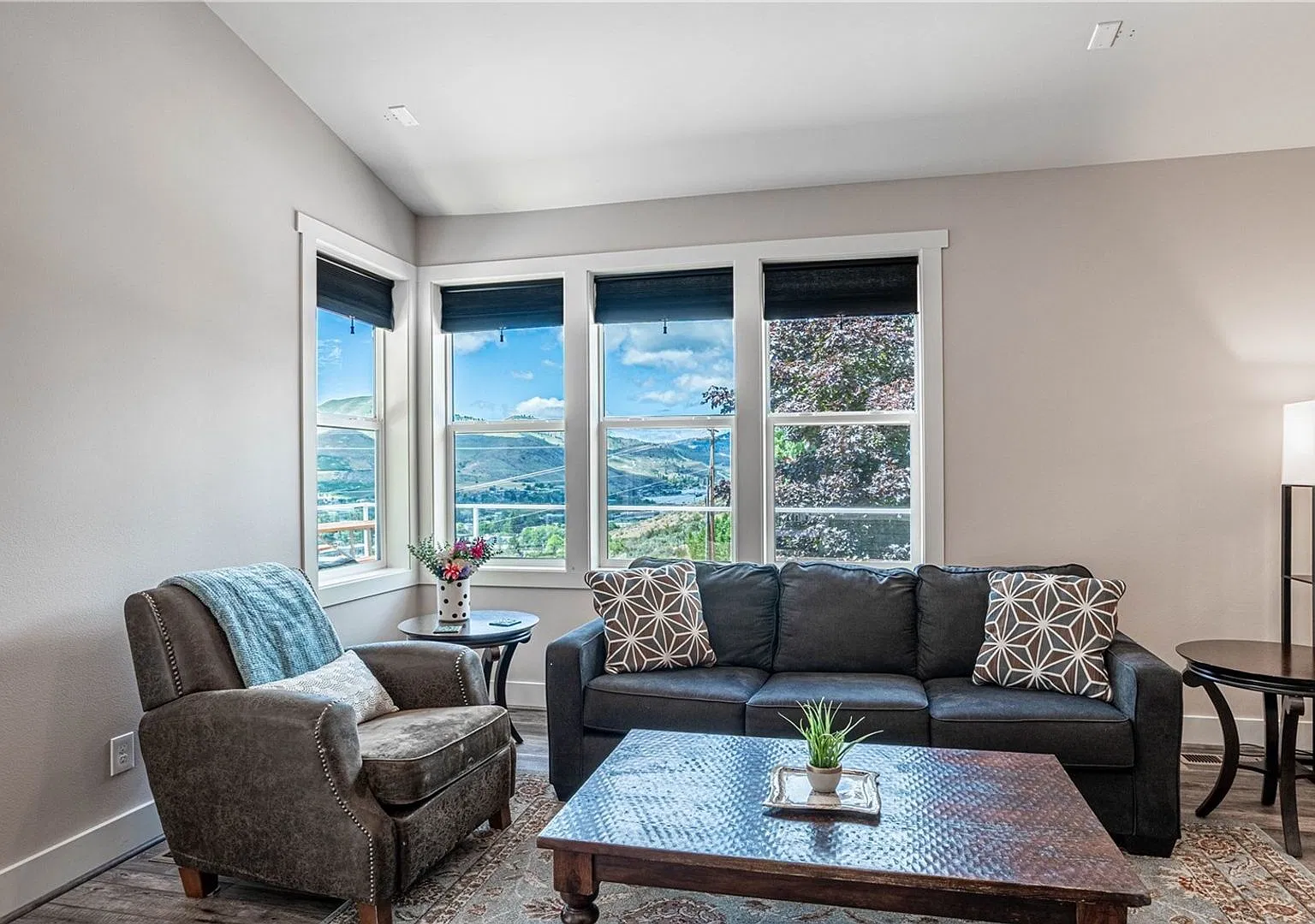 3 Bedroom, 1.75 Bath Home at Suncrest — Photo 3