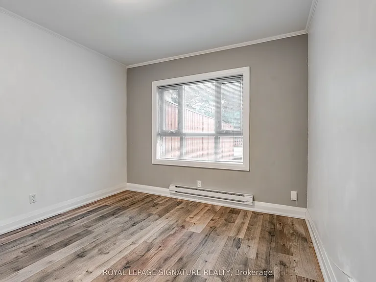 421 Danforth Ave #2 — Photo 18