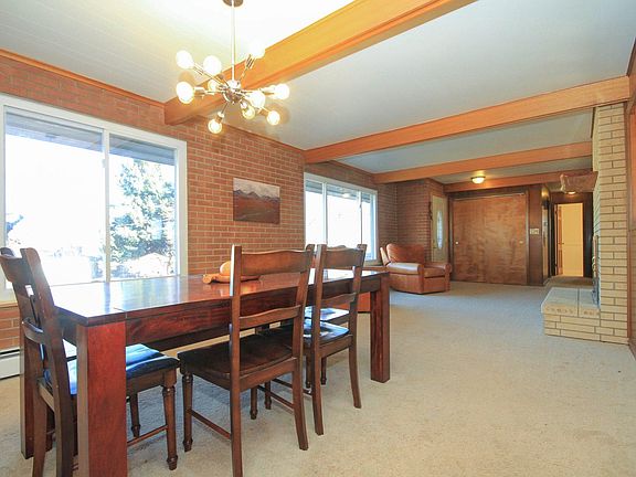 Formal Dining / Front Living Room