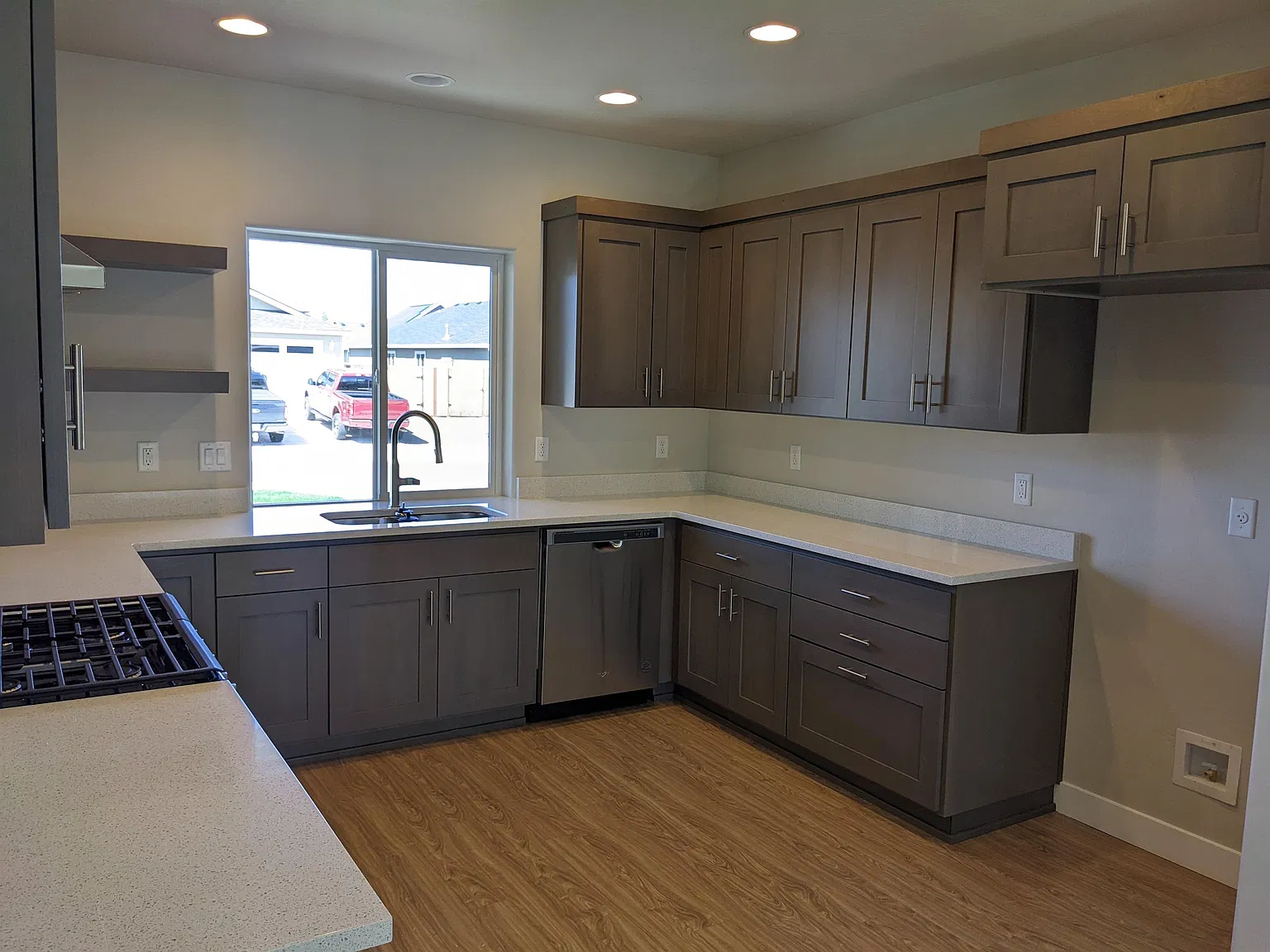 199 ID #, 767 Sydney Court - 1 — Photo 4