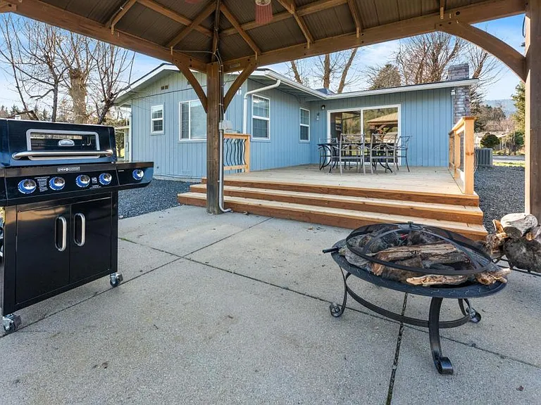255 Foots Creek Rd — Photo 23