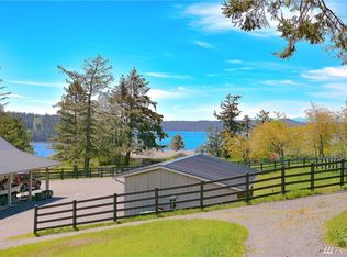 4076B Crow Valley Rd, Eastsound, WA 98245