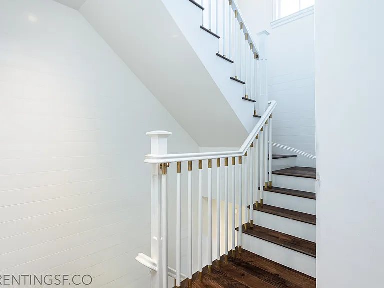 2211 Steiner St — Photo 14