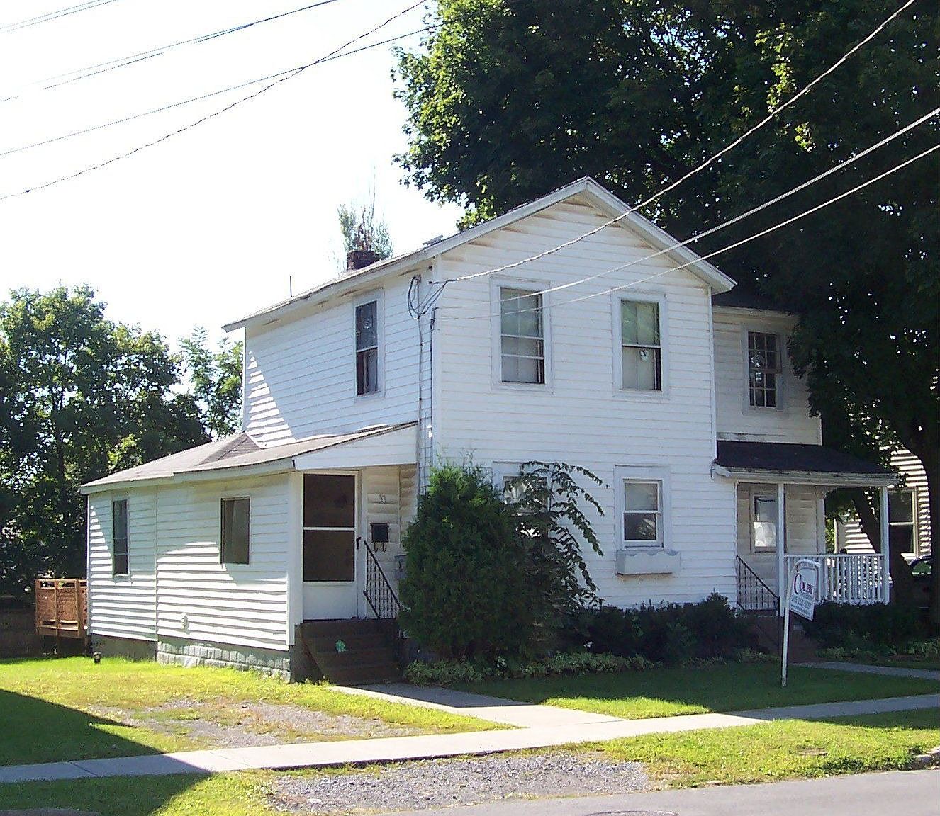 31 Parker St, Auburn, NY 13021 Zillow