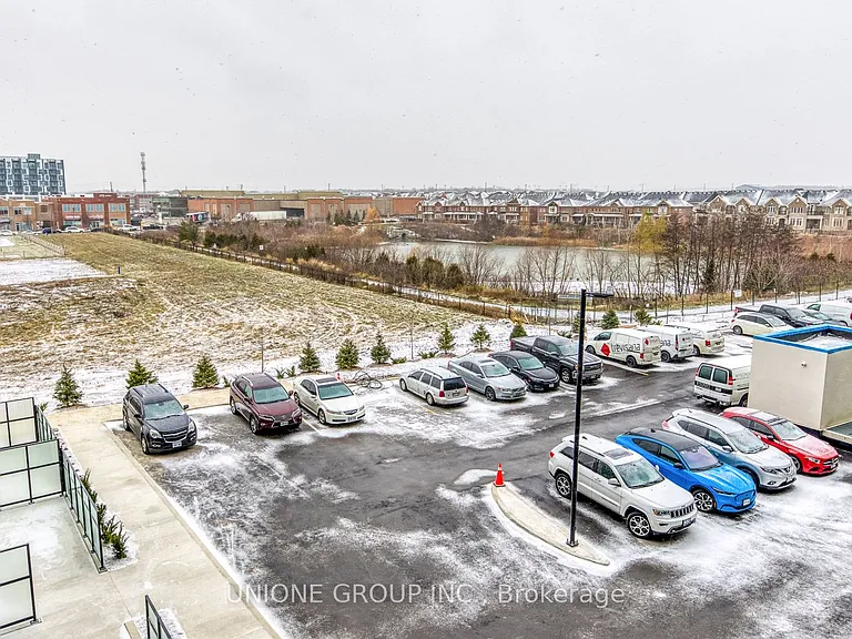 405 Dundas St W #336 — Photo 16