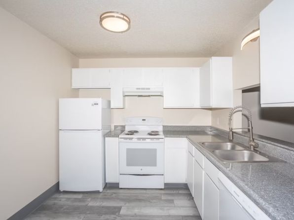 200 Grand Ave #229