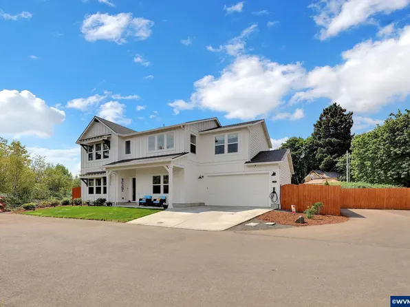 580 S 10th St, Monroe, OR 97456