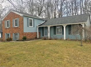 186 Devorah Dr, Aurora, OH 44202