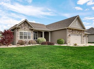 1360 Verandah Dr, Valparaiso, IN 46385