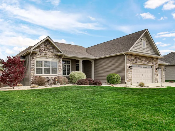 1360 Verandah Dr, Valparaiso, IN 46385