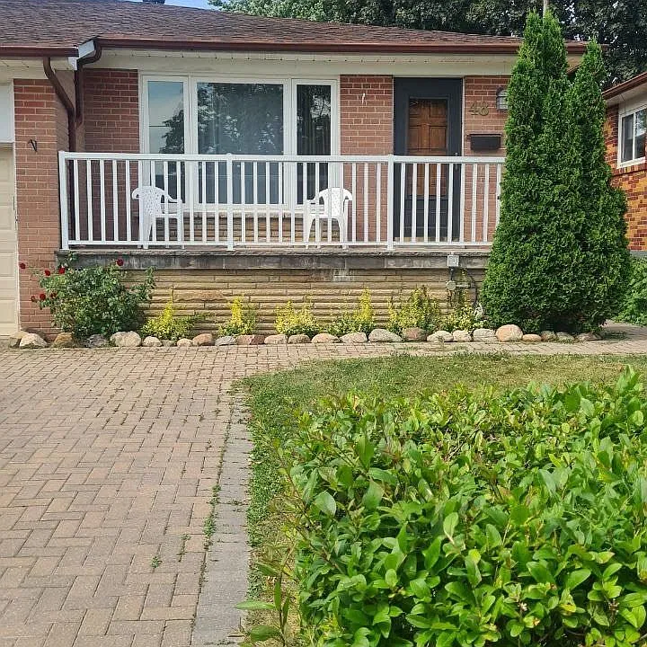 48 Green Bush Rd