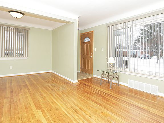 3rd image of 26201 Cubberness St