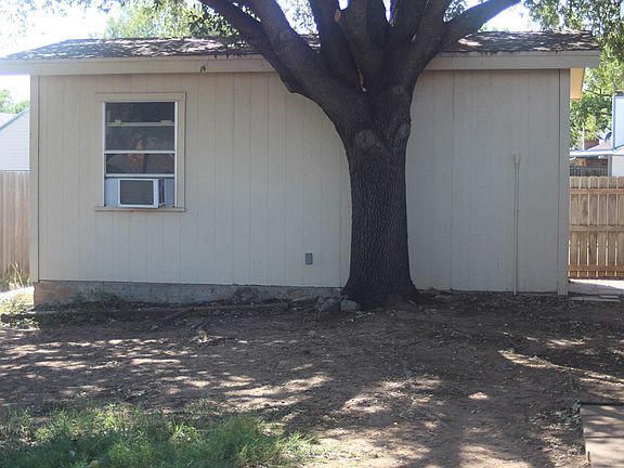 2nd image of 1653 Kansas Ave
