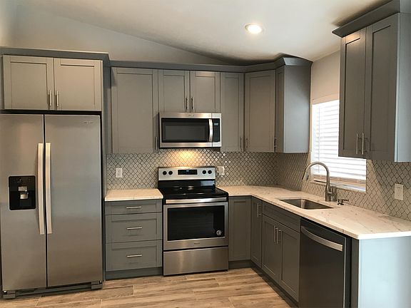 5th image of 68 Buttermill Dr