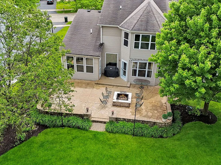 322 Hemlock Ln — Photo 46