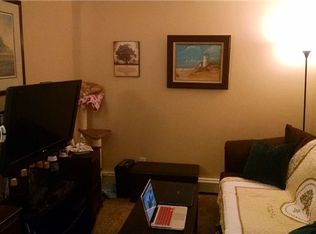 9 Radford Rd, Lake Grove, NY 11755