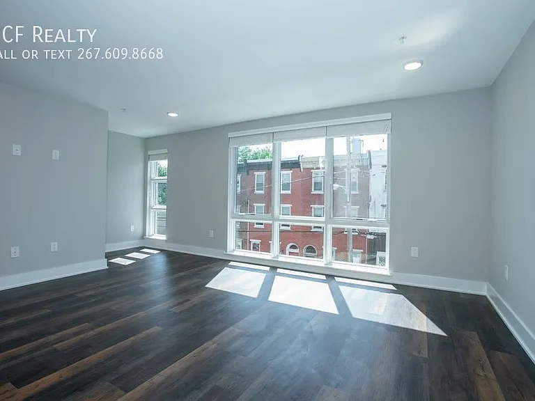 817 N 20th St #10 — Photo 9