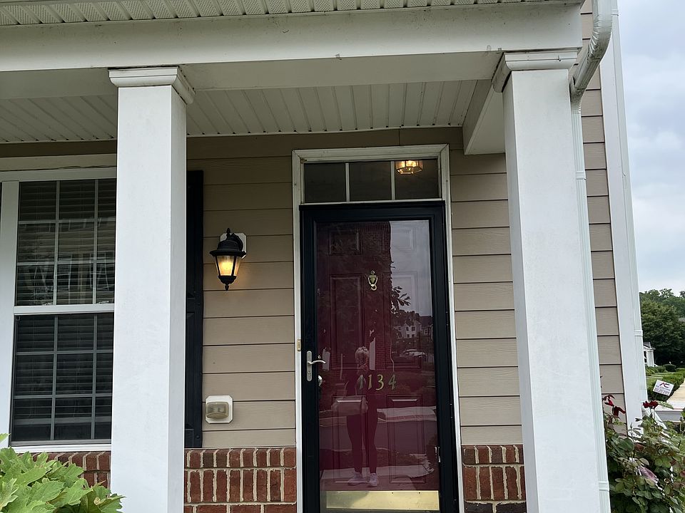 1st image of 1134 Clemson St #1