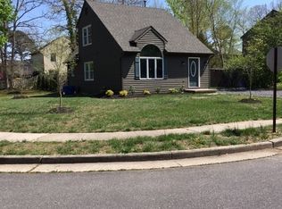 1 Lenape Dr, Egg Harbor Township, NJ 08234