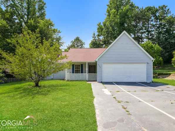 6173 Amberly Rd, Rex, GA 30273