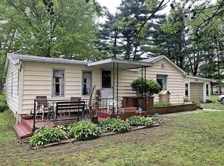 3863 E Hollywood Ave, Terre Haute, IN 47805