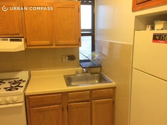 Rented by Compass | media 19