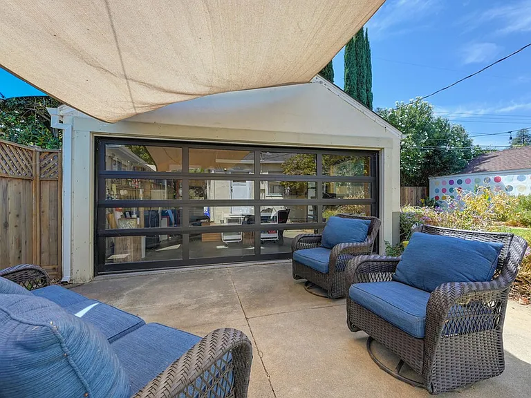 1250 Perkins Way — Photo 32